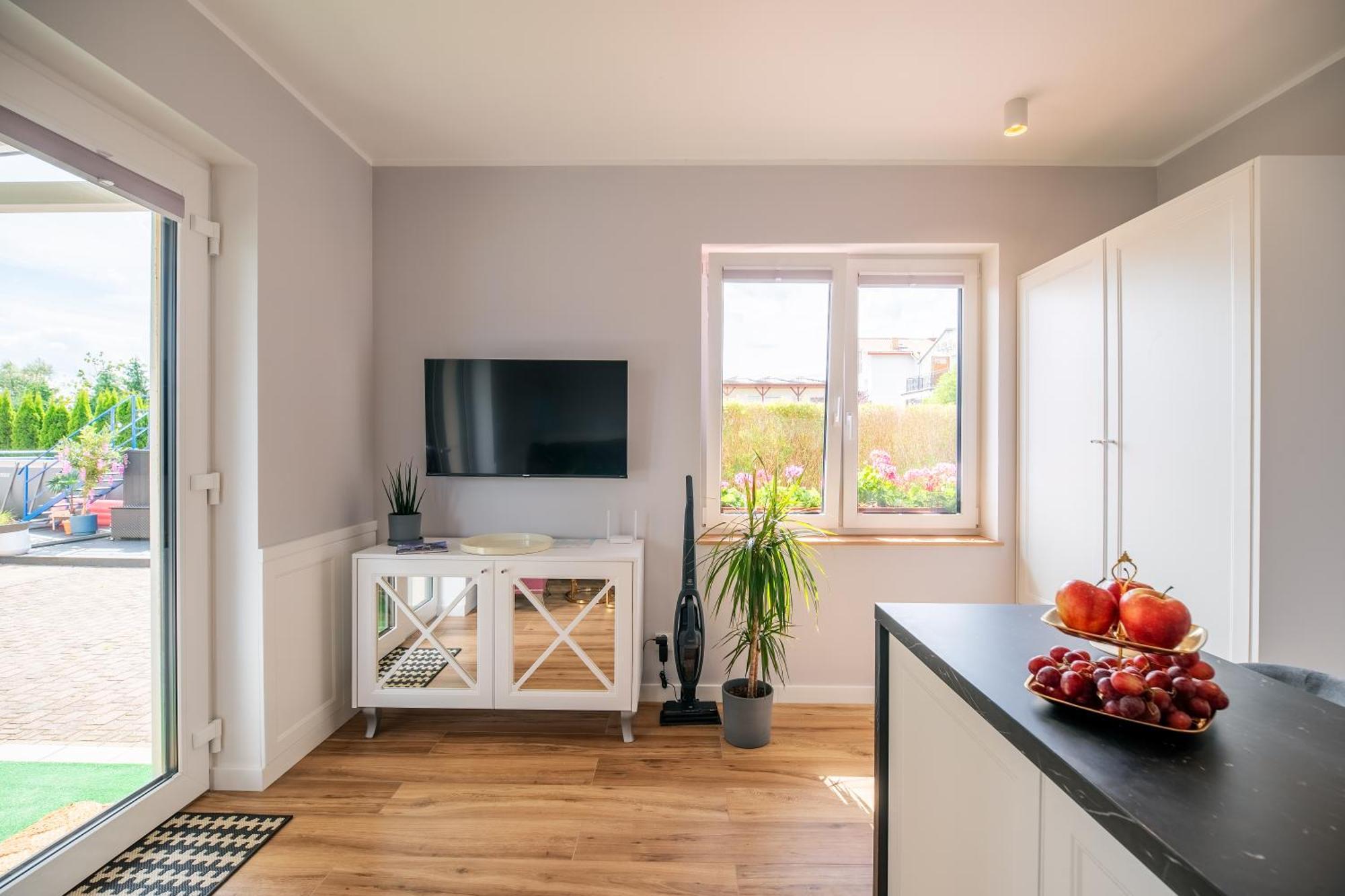Mielnova Adults Only Apartment Миелно Екстериор снимка